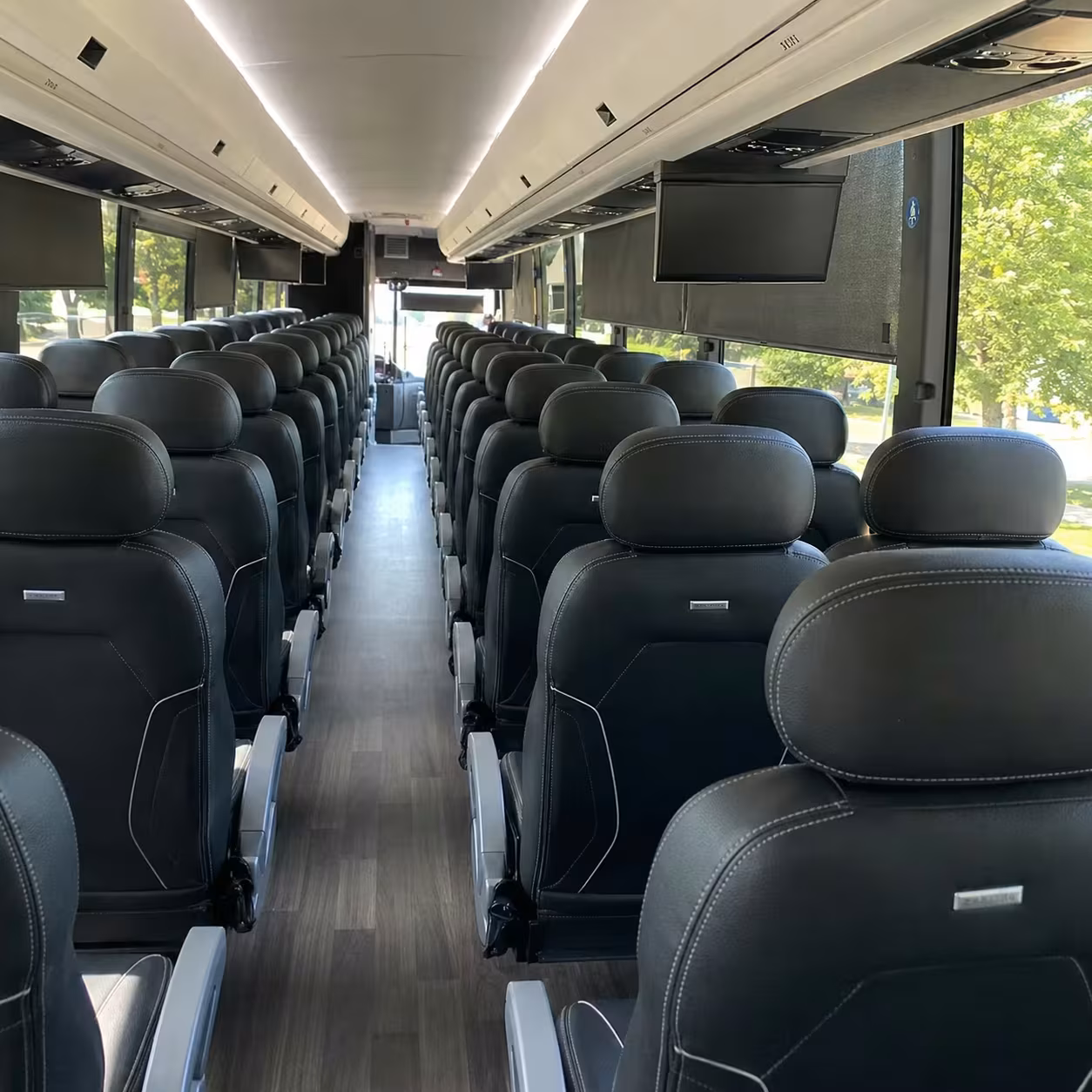 danbury charter bus rentals for church retreats and conferences